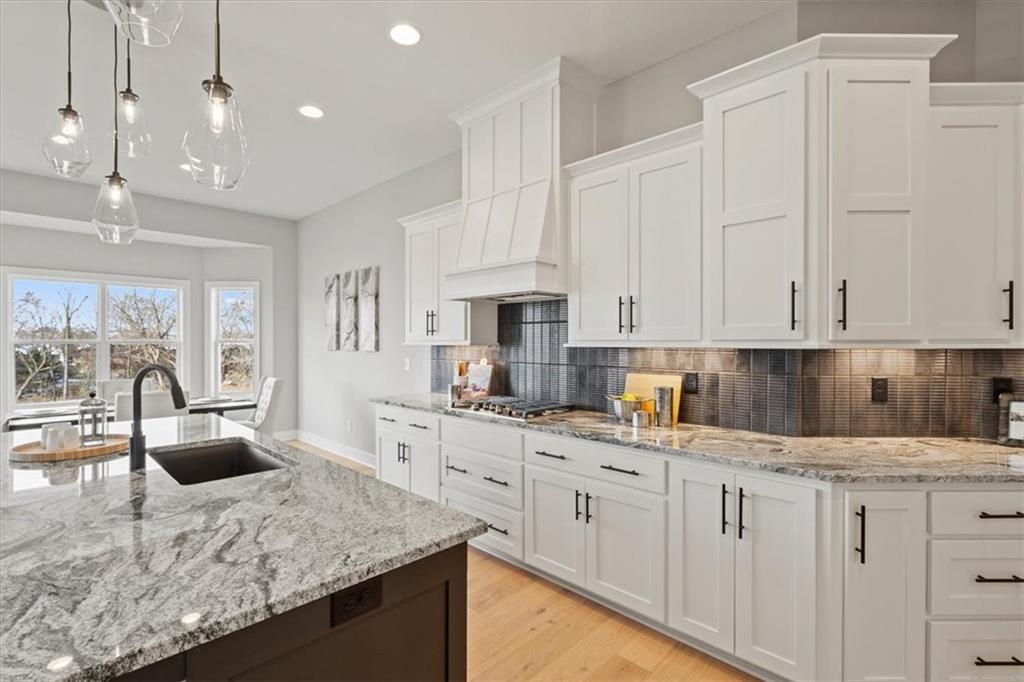 4722 Clubhouse Drive Property Photo 13