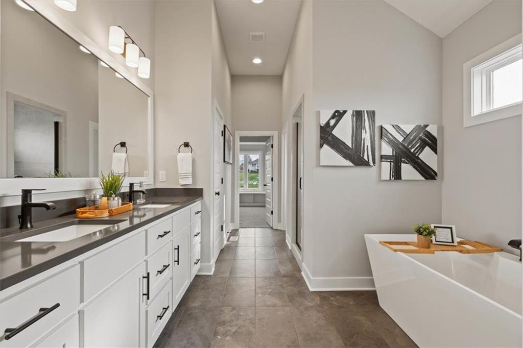 4722 Clubhouse Drive Property Photo 23