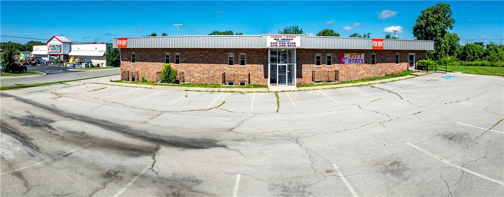 2807 N Broadway Street Property Photo