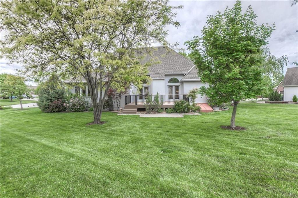 15733 Pine Circle Property Photo