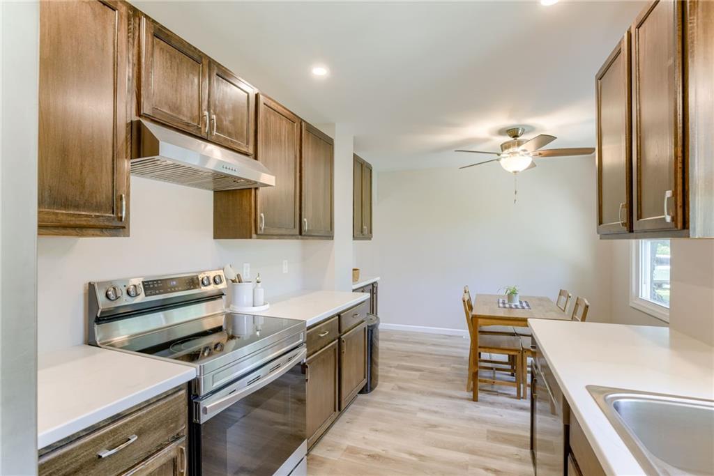 904 N Parkway Drive Property Photo 10