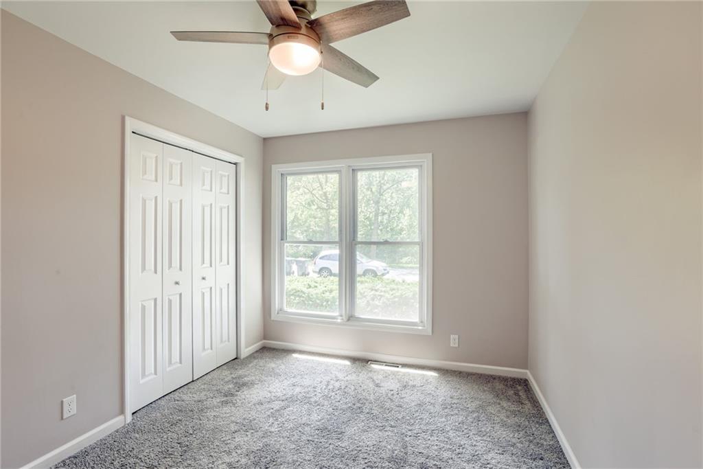 904 N Parkway Drive Property Photo 17