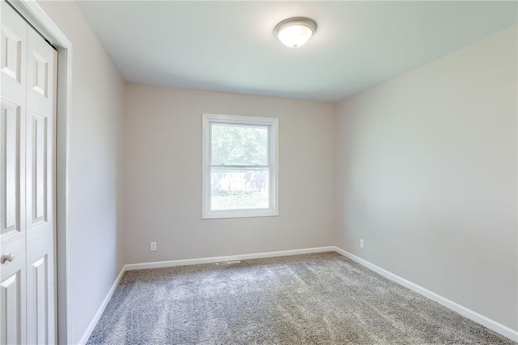 904 N Parkway Drive Property Photo 21