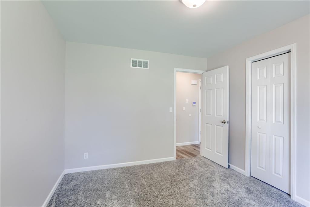 904 N Parkway Drive Property Photo 22