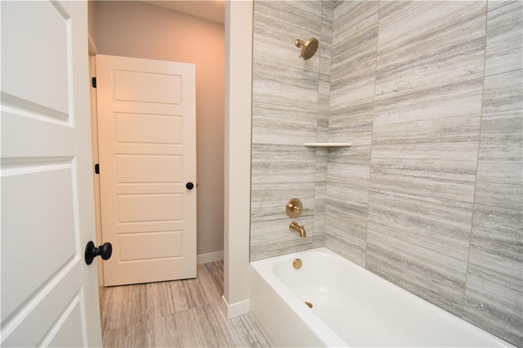 8312 Ne 76th Terrace Property Photo 40