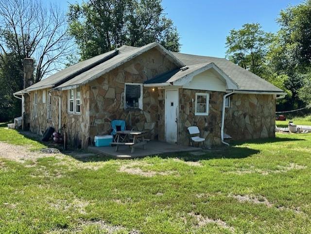 12074 S 1600 Road Property Photo 1