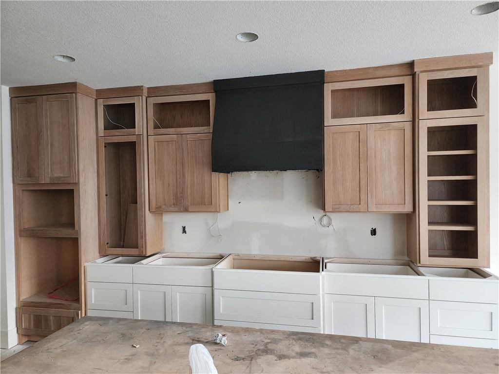 8020 Round Prairie Street Property Photo 35