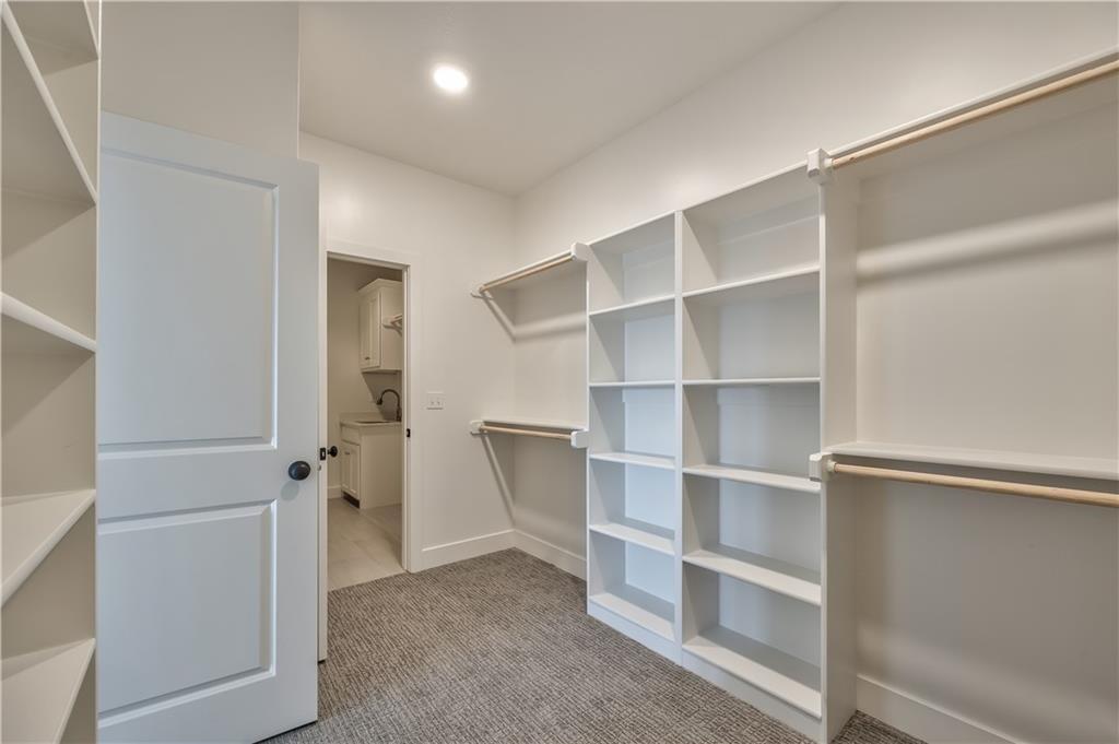 17521 Carter Street Property Photo 16
