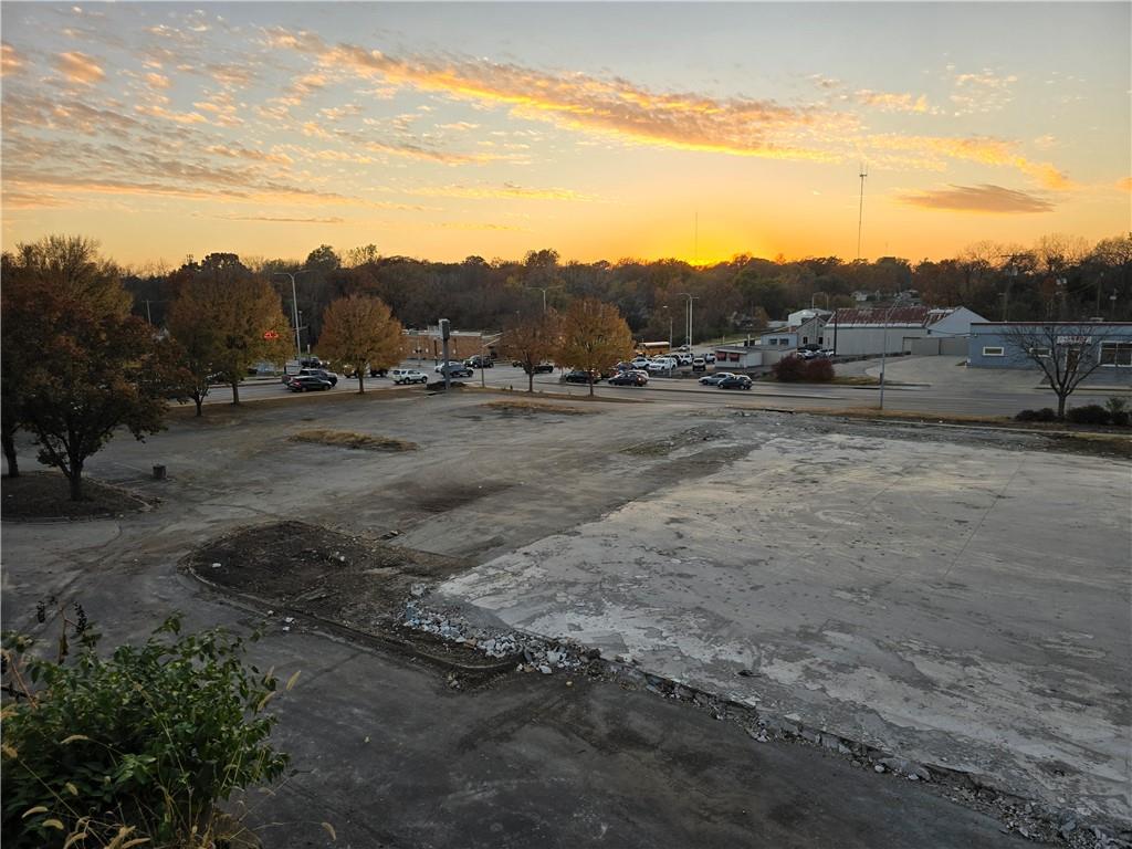11200 E Truman Road Property Photo 1