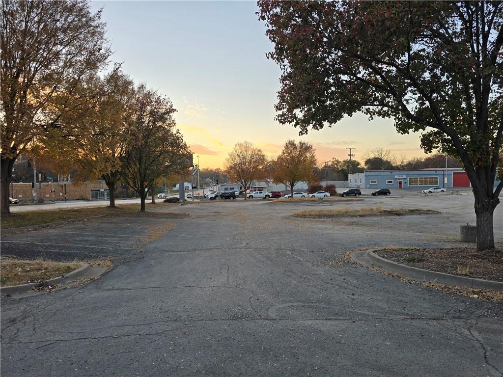 11200 E Truman Road Property Photo 3