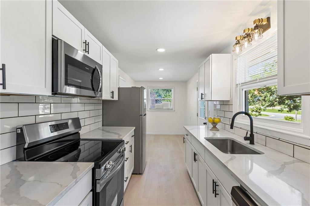 2 Overhill Drive Property Photo 13