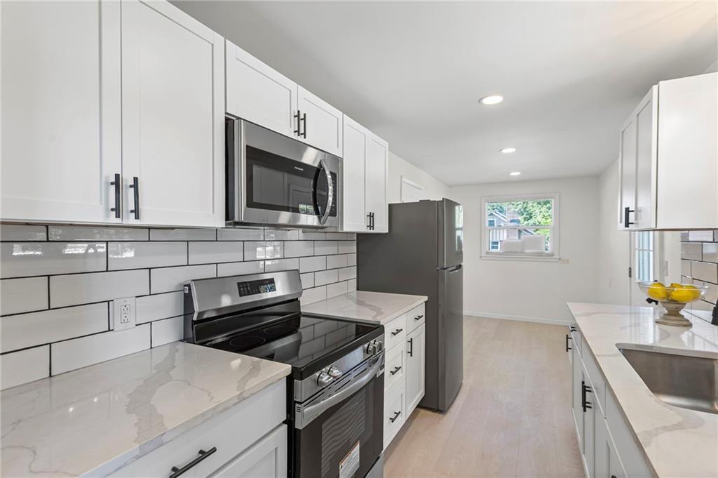 2 Overhill Drive Property Photo 15