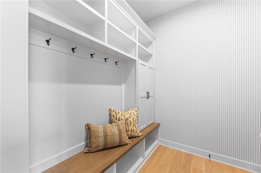 17705 Knox Street Property Photo 17