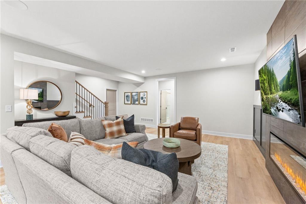 17705 Knox Street Property Photo 44