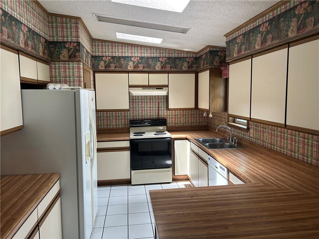 34908 E Shores Road Property Photo 8