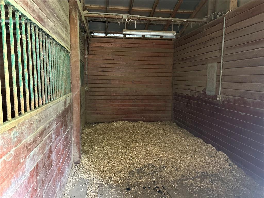 34908 E Shores Road Property Photo 25