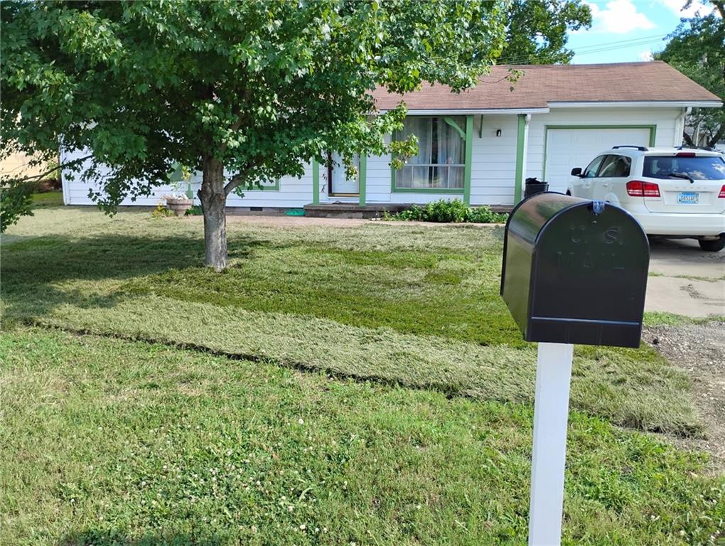 609 E Garfield N/a Property Photo 1
