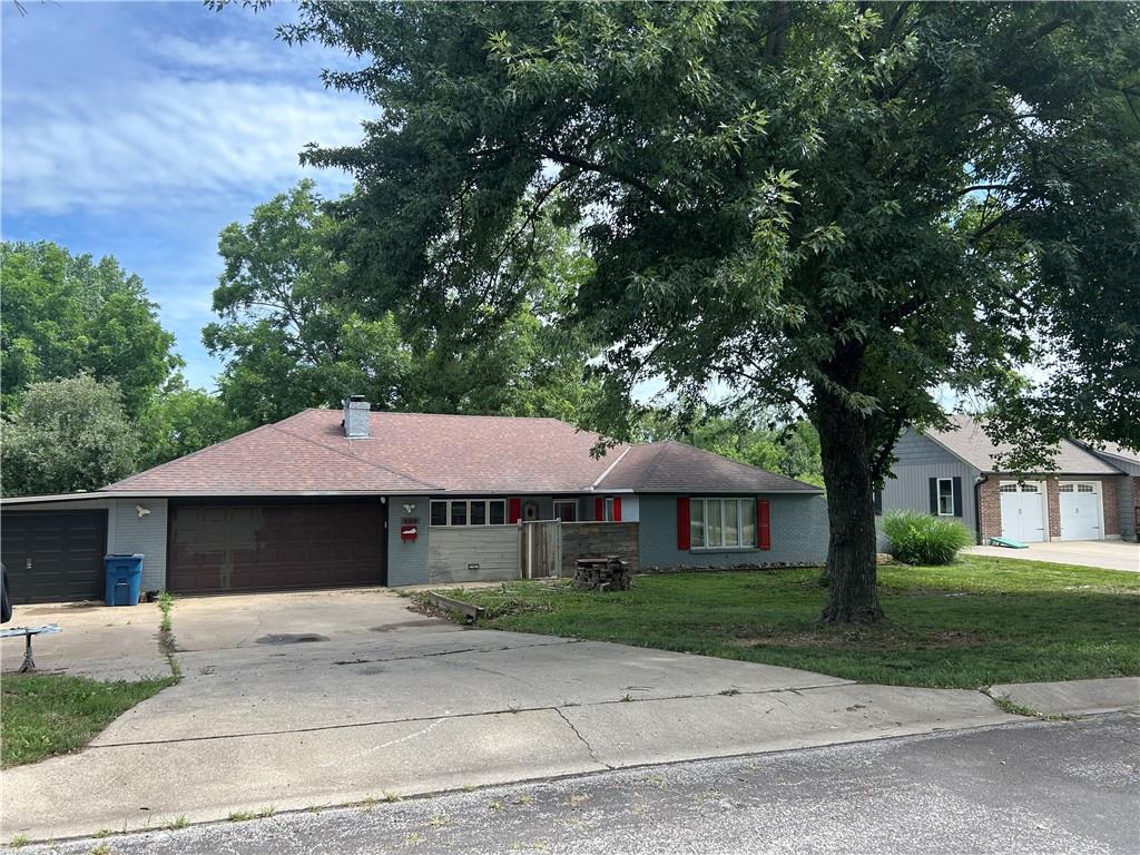 403 E Orchard Street Property Photo 1
