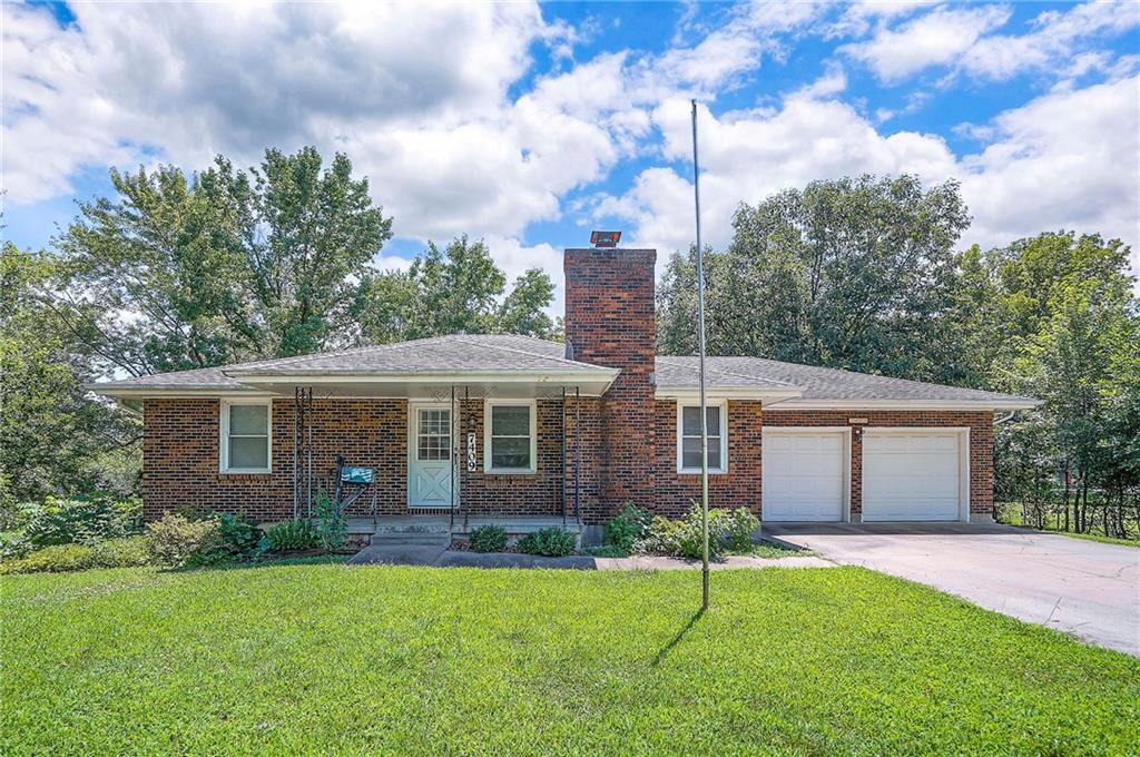 7409 High Grove Road Property Photo 1