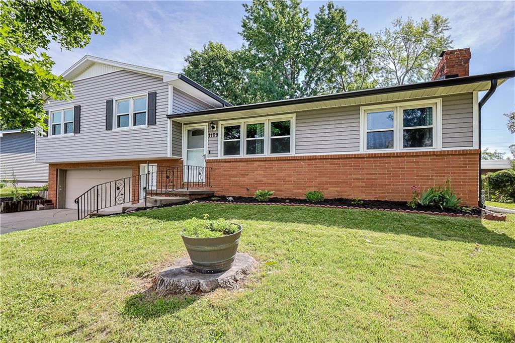 1109 Safari Drive Property Photo 1