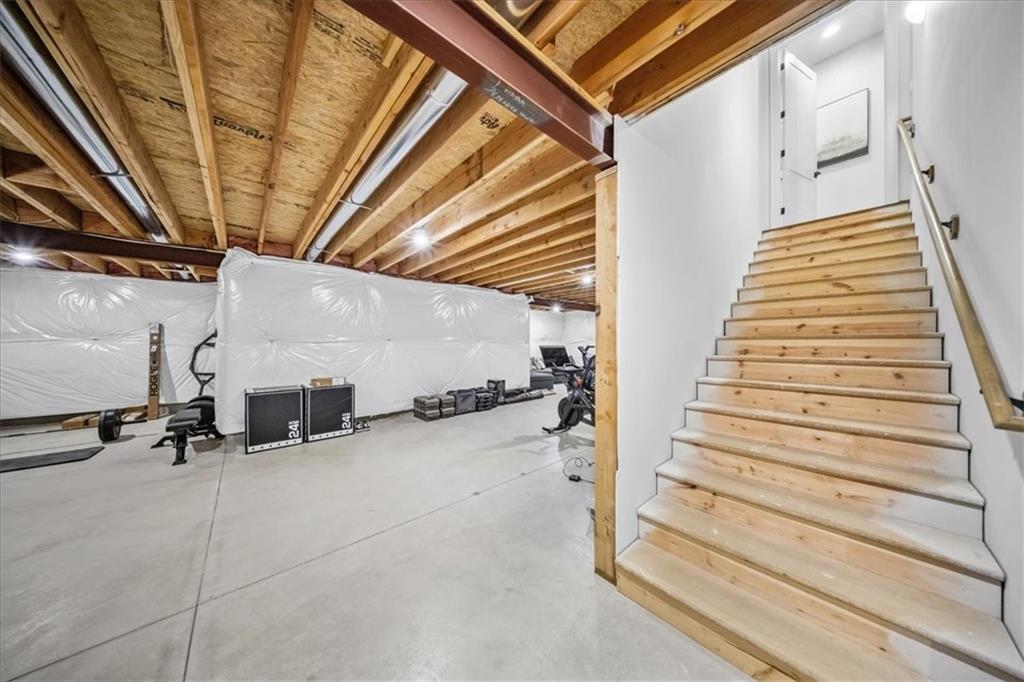 16804 Rosehill Street Property Photo 33