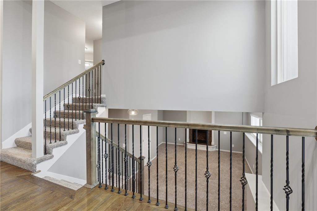 1043 E 14th Street Property Photo 9