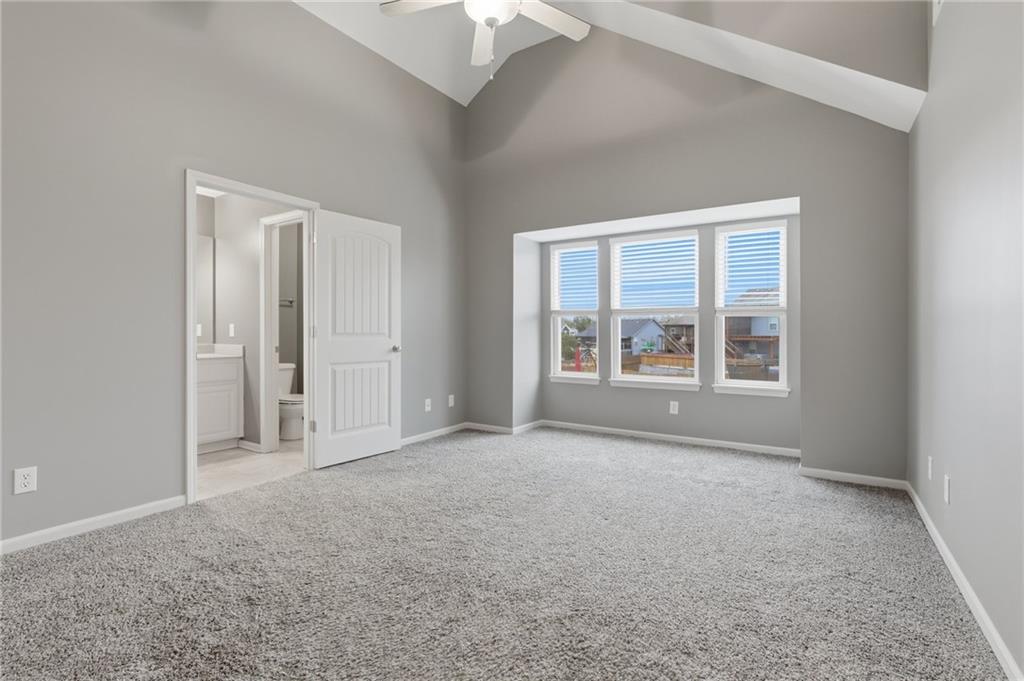 1043 E 14th Street Property Photo 16