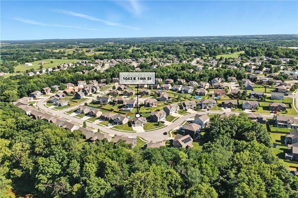 1043 E 14th Street Property Photo 37