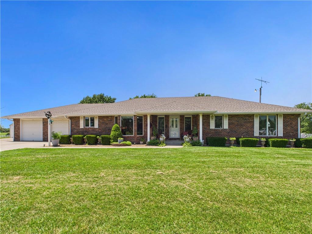 529 Se Dd Highway Property Photo 1