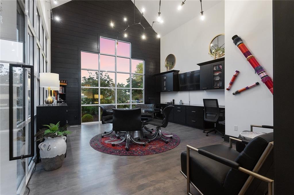 6949 Watson's Country Lane Property Photo 19