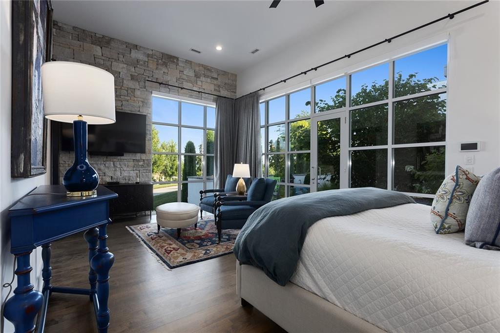 6949 Watson's Country Lane Property Photo 24