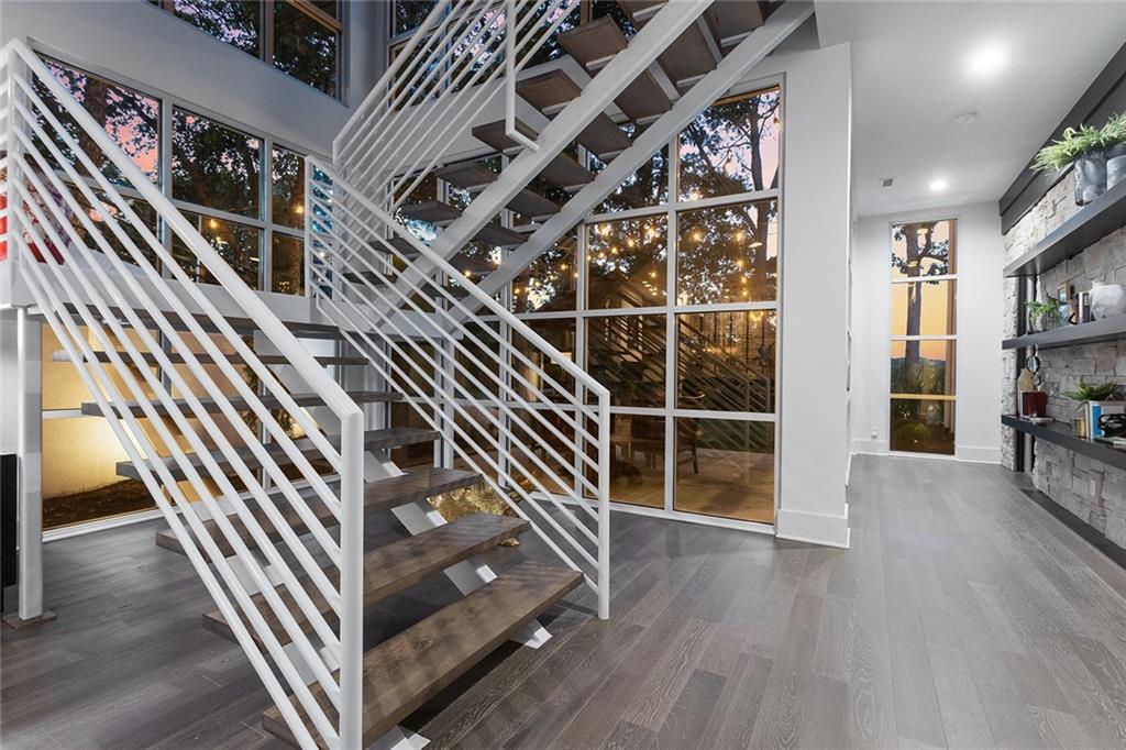 6949 Watson's Country Lane Property Photo 32