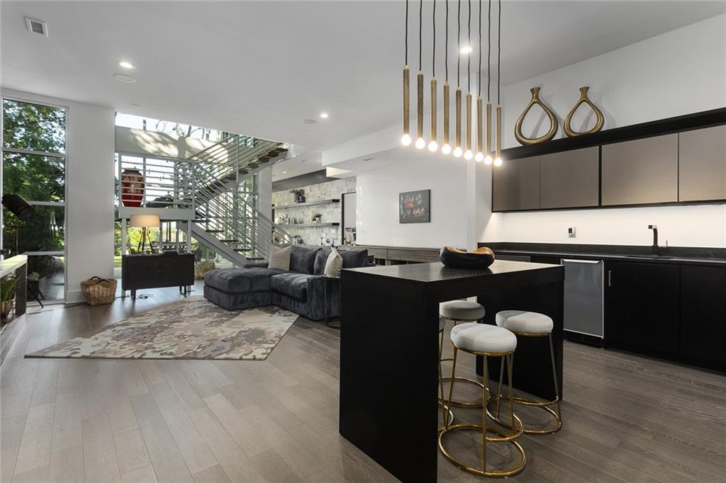 6949 Watson's Country Lane Property Photo 38