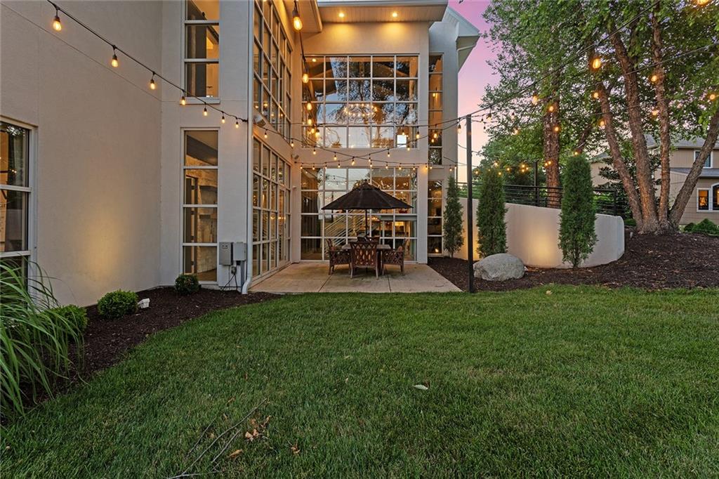 6949 Watson's Country Lane Property Photo 53