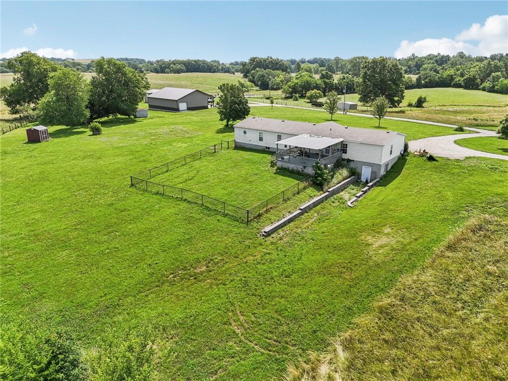 507 Nw 165 Road Property Photo 31