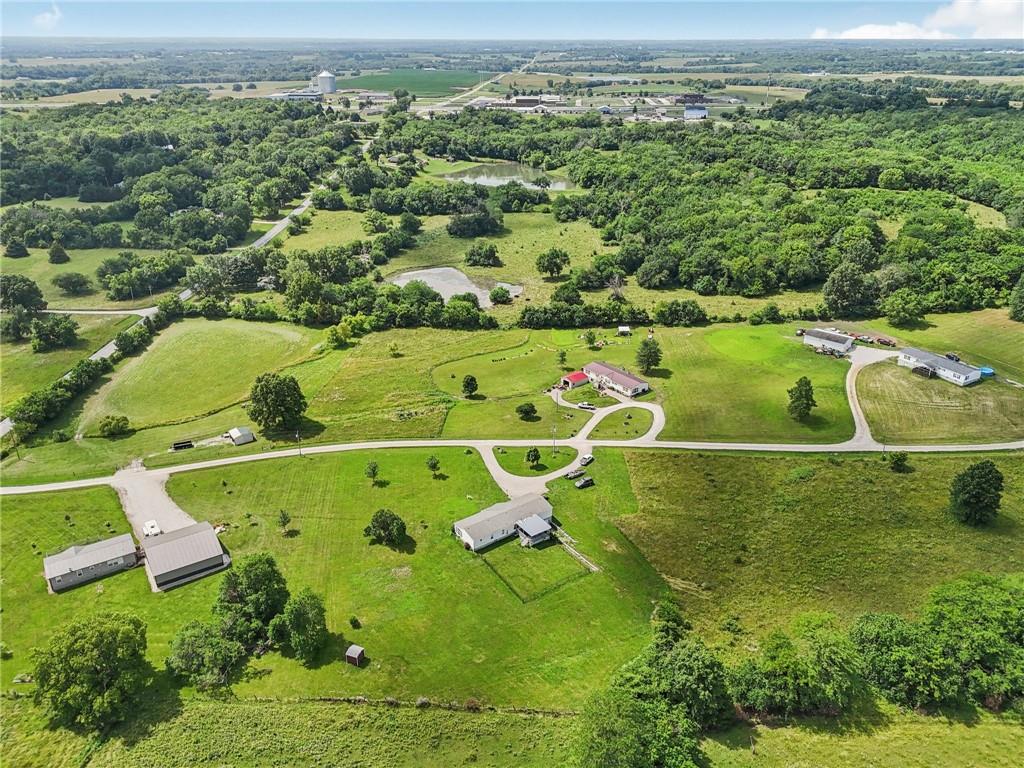 507 Nw 165 Road Property Photo 36