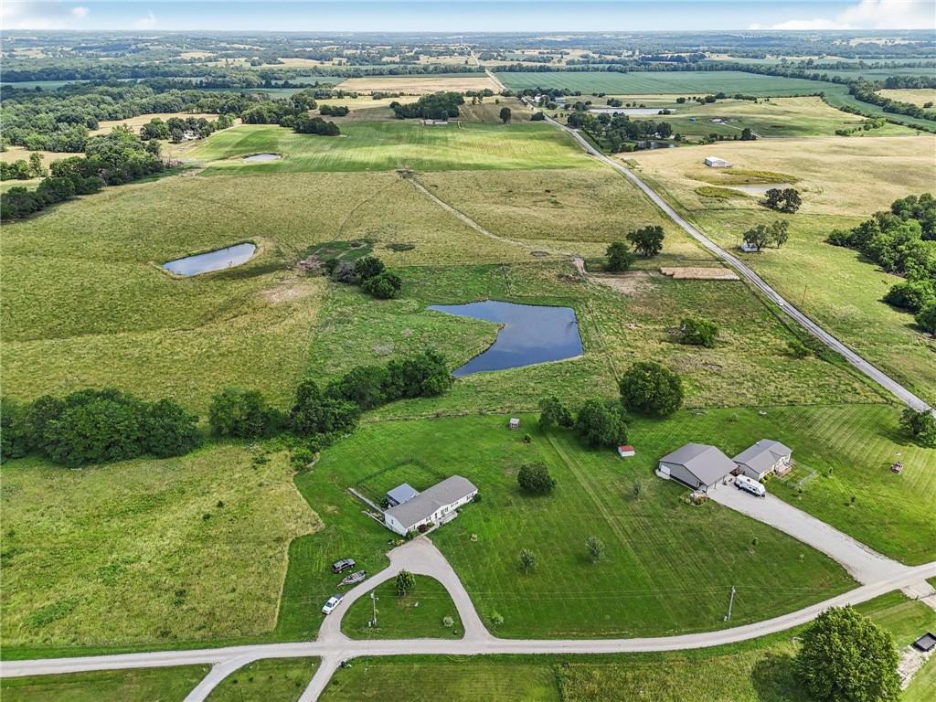 507 Nw 165 Road Property Photo 40