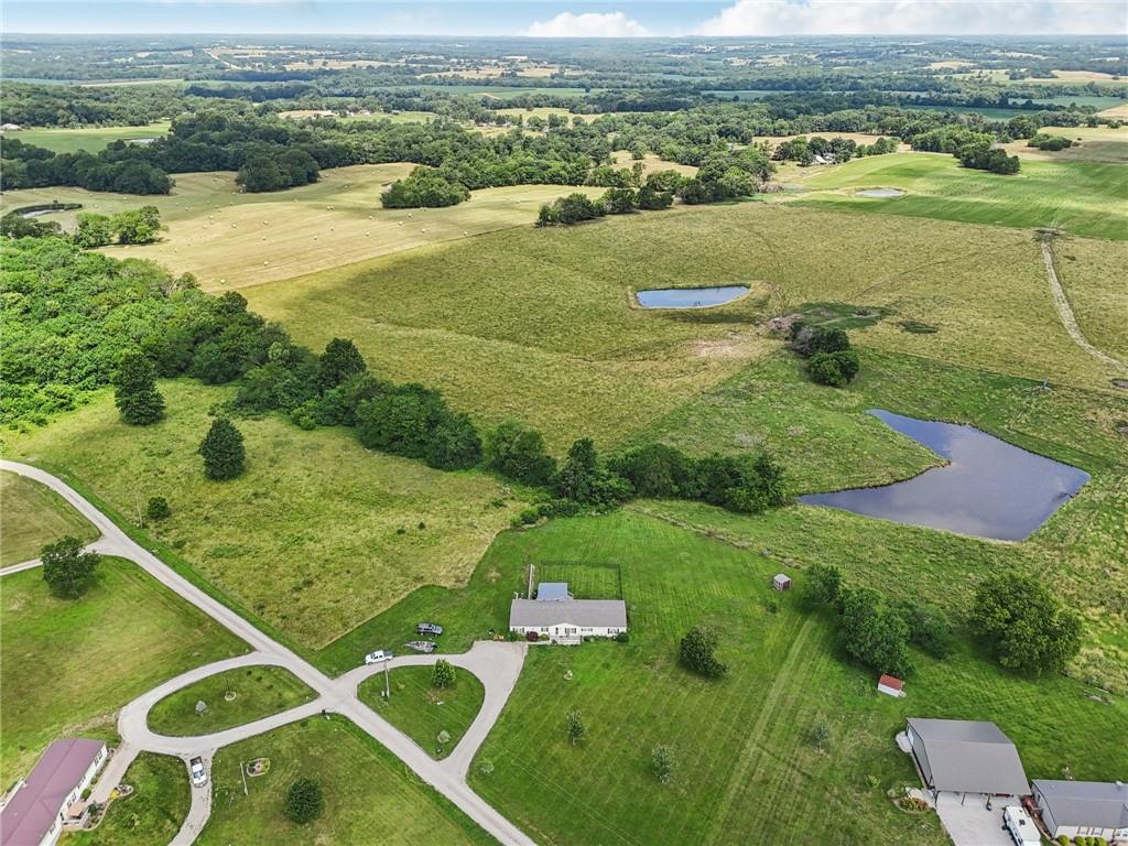 507 Nw 165 Road Property Photo 41