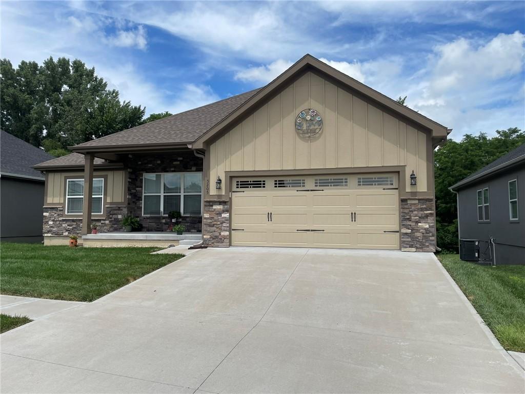5205 University Avenue Property Photo 1