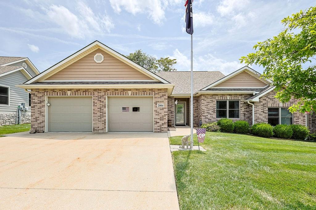2004 Fountain Creek Drive
