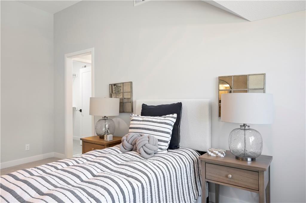 8008 Round Prairie Street Property Photo 30