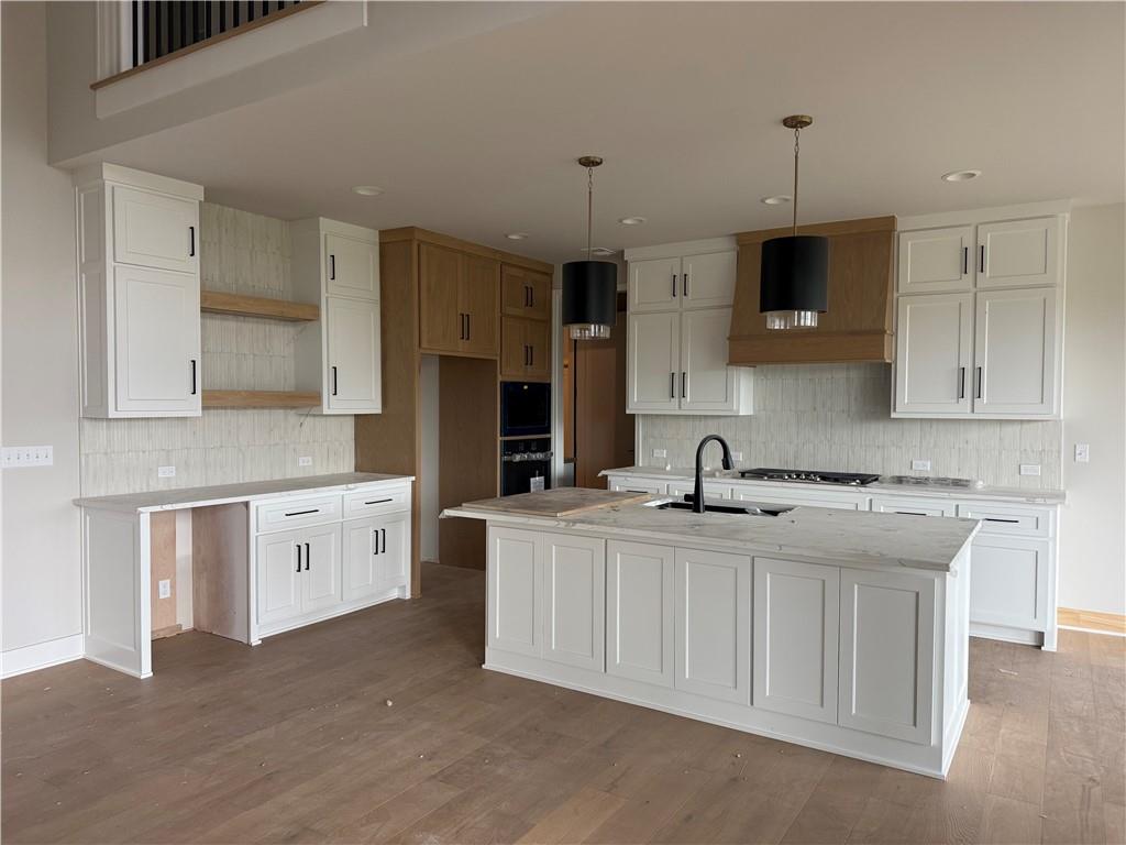 8008 Round Prairie Street Property Photo 47