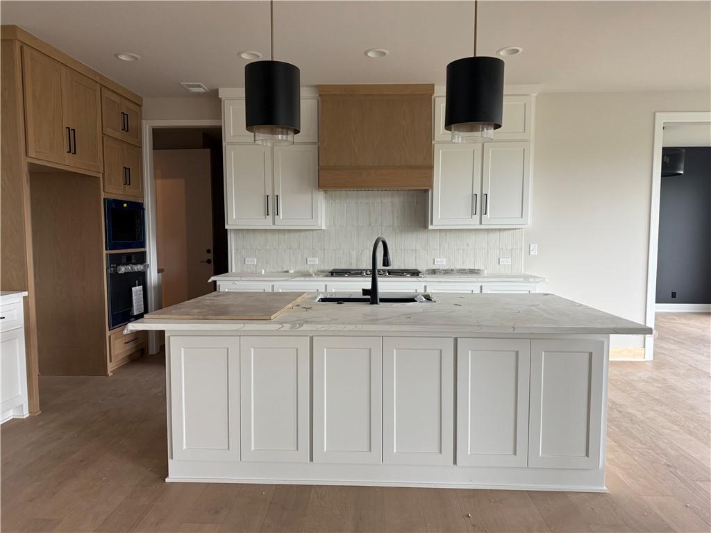 8008 Round Prairie Street Property Photo 48