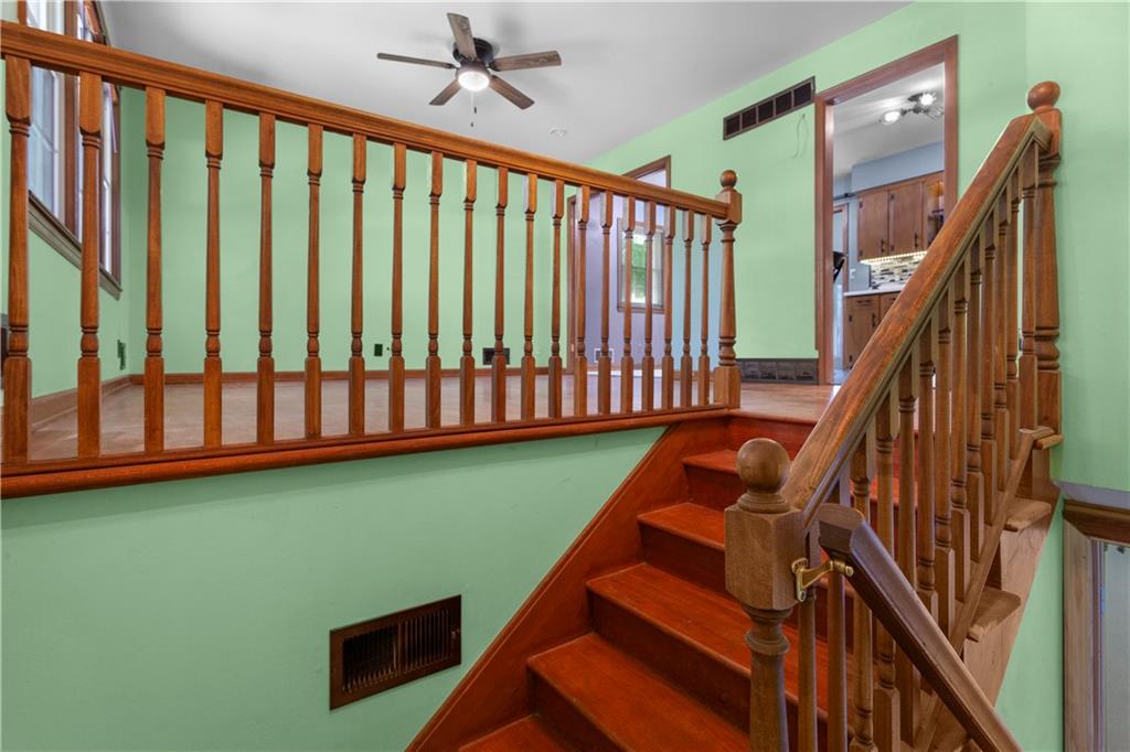 15307 E 44th Terrace Property Photo 9