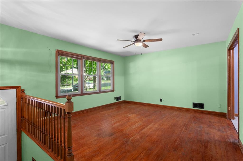 15307 E 44th Terrace Property Photo 10