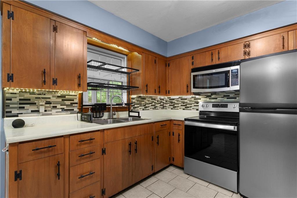 15307 E 44th Terrace Property Photo 15