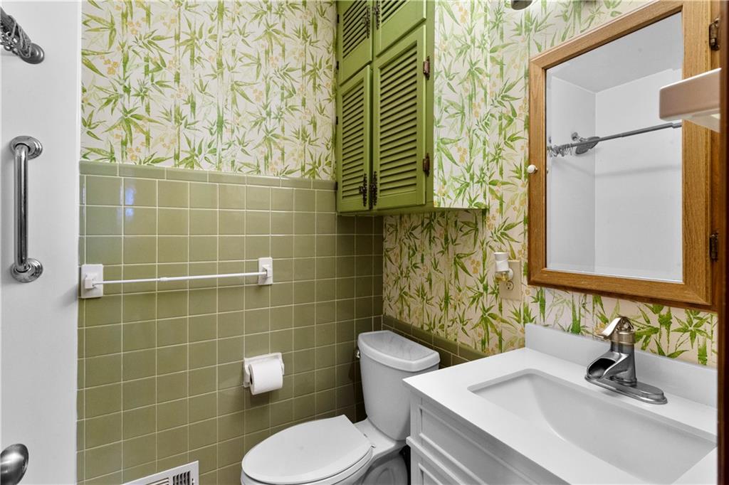 15307 E 44th Terrace Property Photo 24