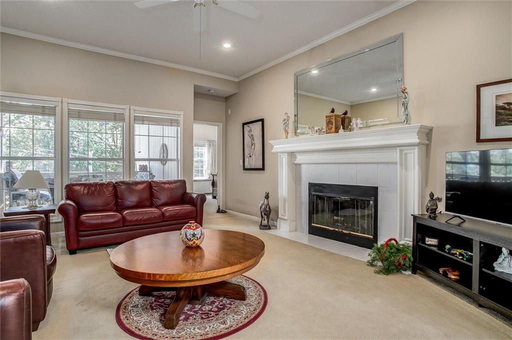 4317 Coachman Drive Property Photo 5