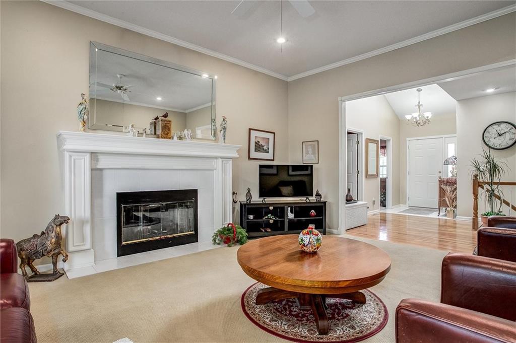 4317 Coachman Drive Property Photo 6