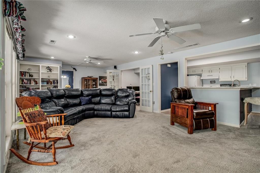 4317 Coachman Drive Property Photo 19